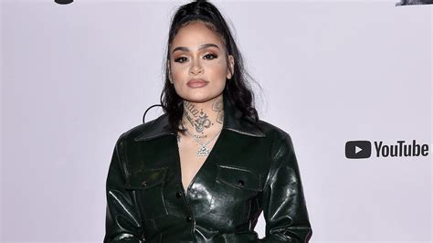 Kehlani Looks Like A Bombshell In Sizzling Topless Photo